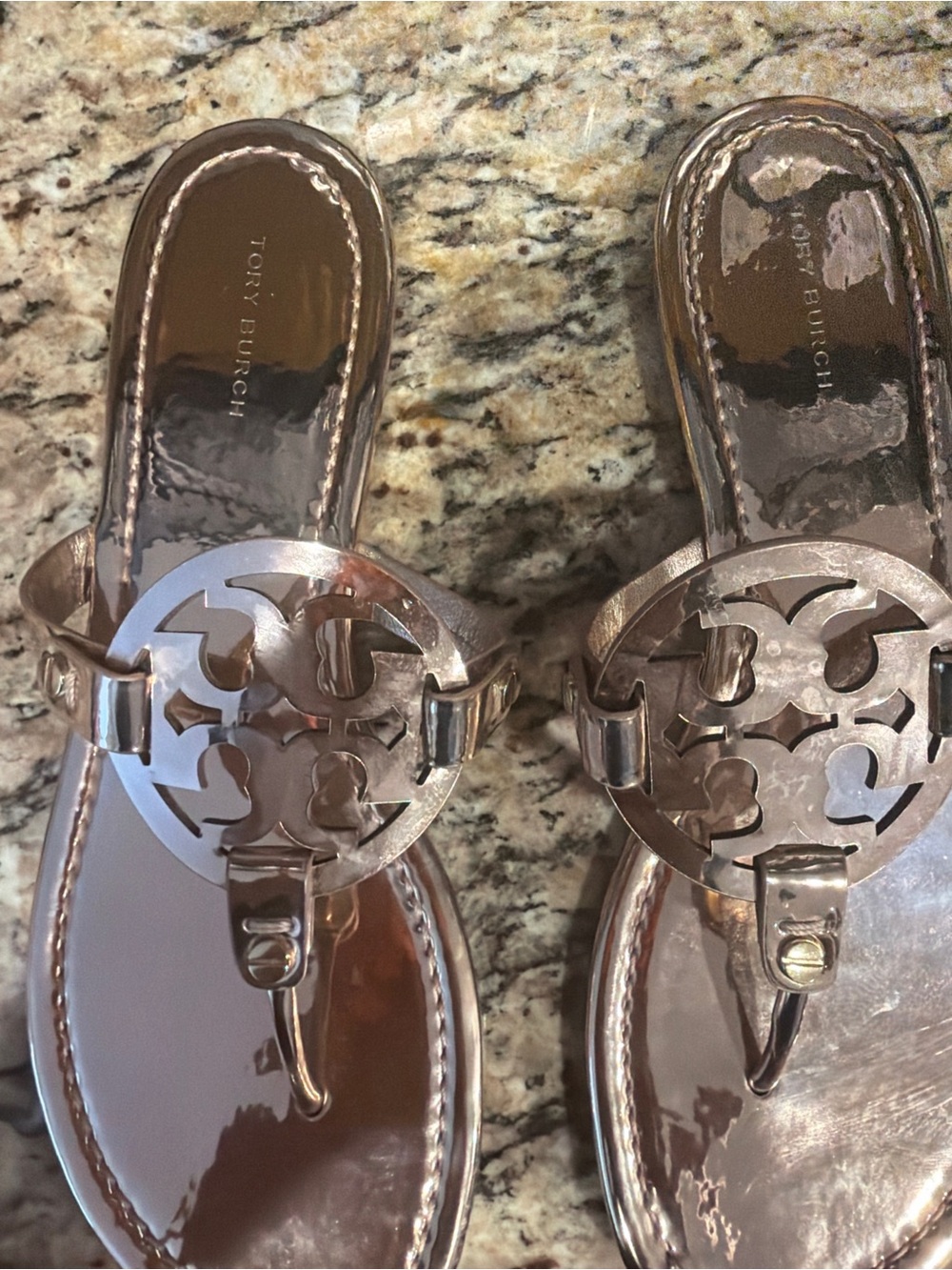 Tory Burch Metallic Rose Gold Logo Thong Sandals - Picture 7 of 9